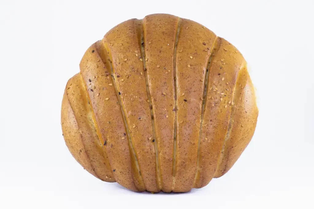 Pain rond à la semoule