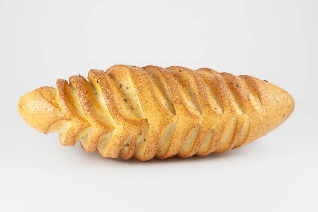 Pain tressé à la semoule